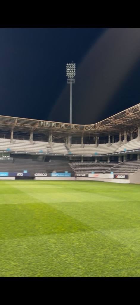 Neftçi stadionunda proyektor və aydınlatma işləri
